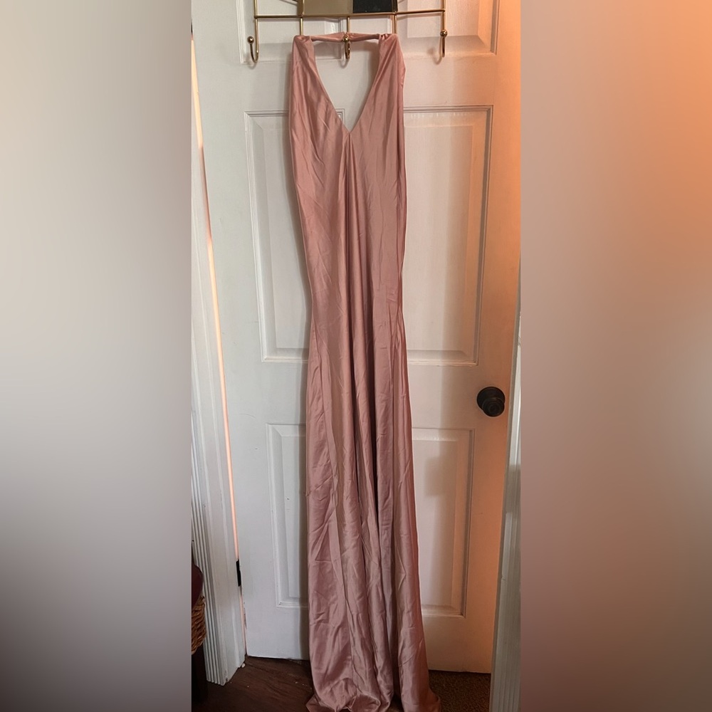 Nwot show me your Mumu jasmine halter dress luxe satin - Picture 4 of 5